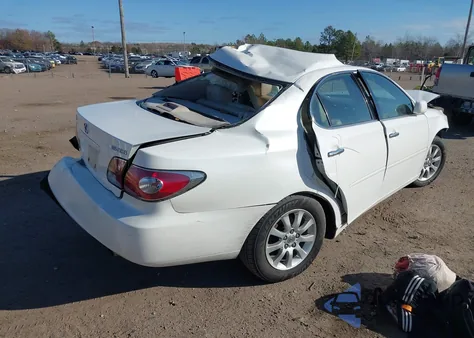 2003 Lexus Es 300 Base (A5) z USA, uszkodzony, nr VIN JTHBF30G730110648